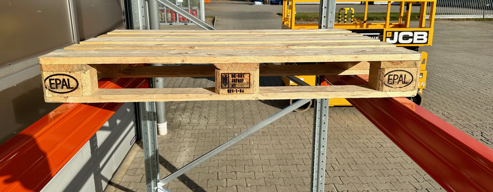 BLT Palettenregal Grundfeld – 2,90 lfm | 450 cm Höhe | 3000 kg Fachlast | Boden + 2 Ebenen