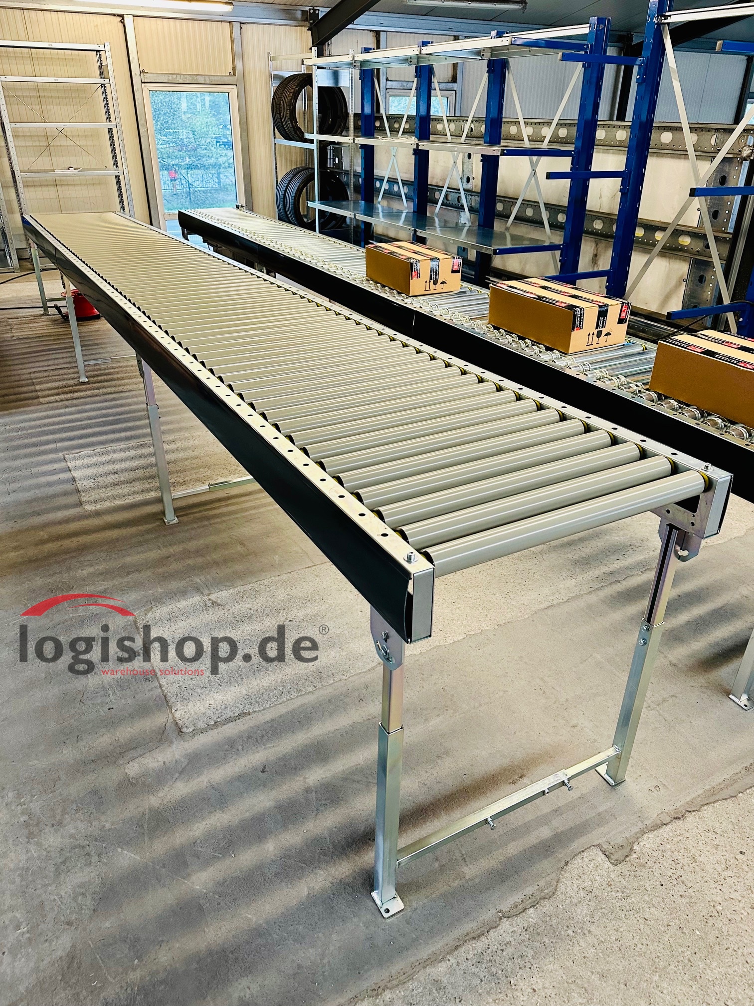 5,76 m Schwerkraft Rollenbahn NB 830mm mit KU - Rolle