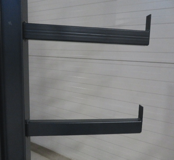 Kragarmregal doppelseitig 2,62 m – 200 cm Höhe | 200 kg pro Arm