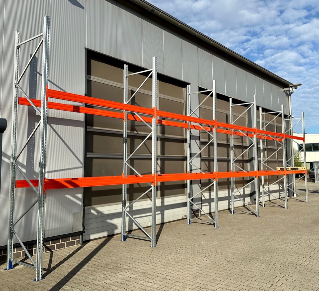 BLT Palettenregal – 36,30 lfm | 450 cm Höhe | 3000 kg Fachlast | Boden + 2 Ebenen