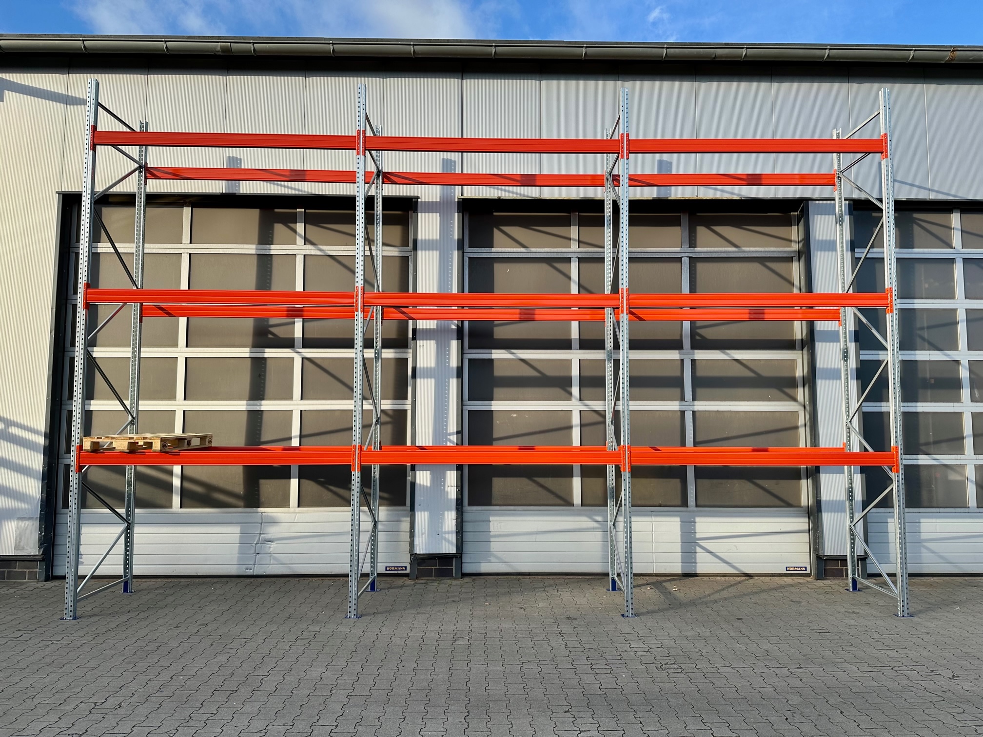 BLT Palettenregal – 8,40 lfm | 550 cm Höhe | 1800 kg Fachlast | Boden + 3 Ebenen