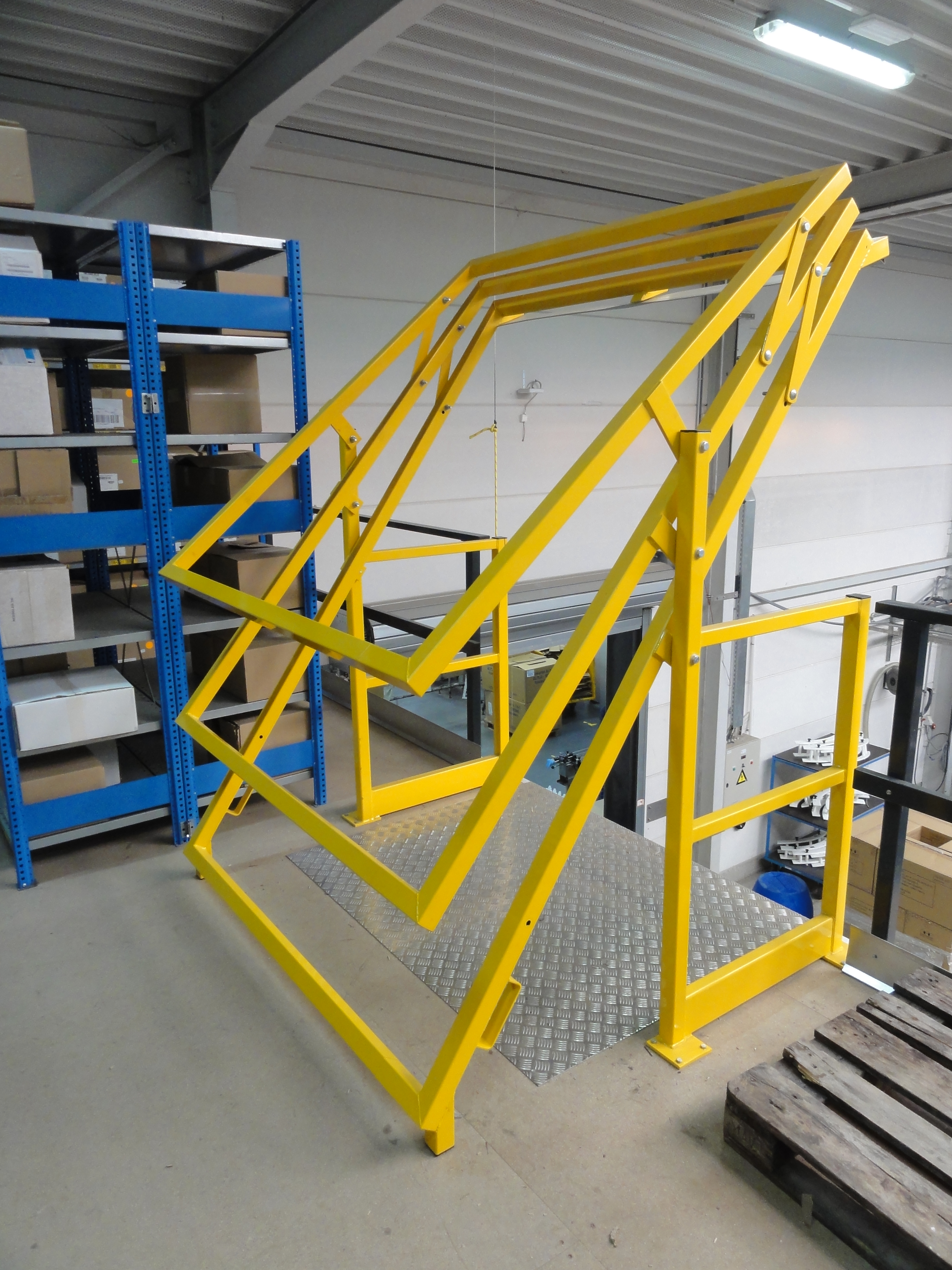 Lagerbühne 5x25m UK 3 m 500Kg/qm NEU Systembühne Lagerpodest