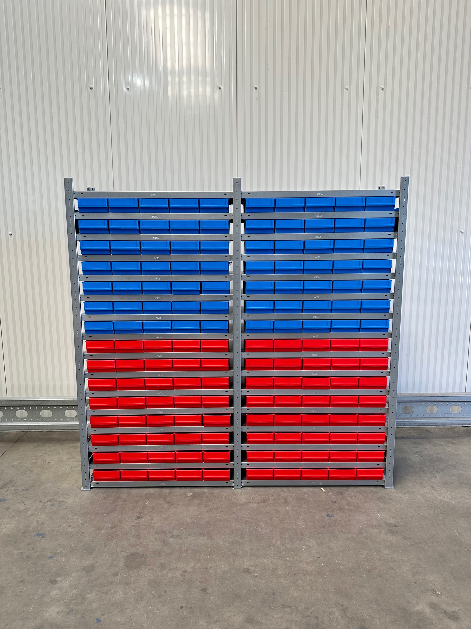 Fachbodenregal 2,06 lfm mit 150 Industriekästen – 200 cm Höhe | 40 cm Tiefe | 17 Ebenen | Made in Germany